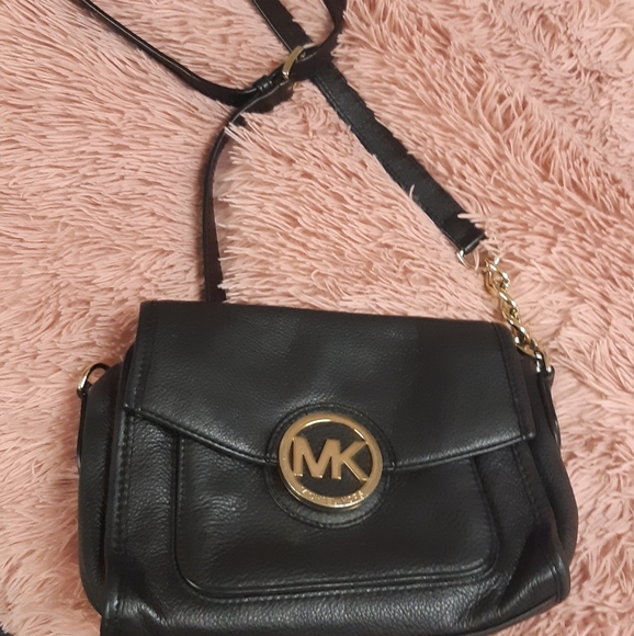 Michael Kors Crossbody - Picture 1 of 4
